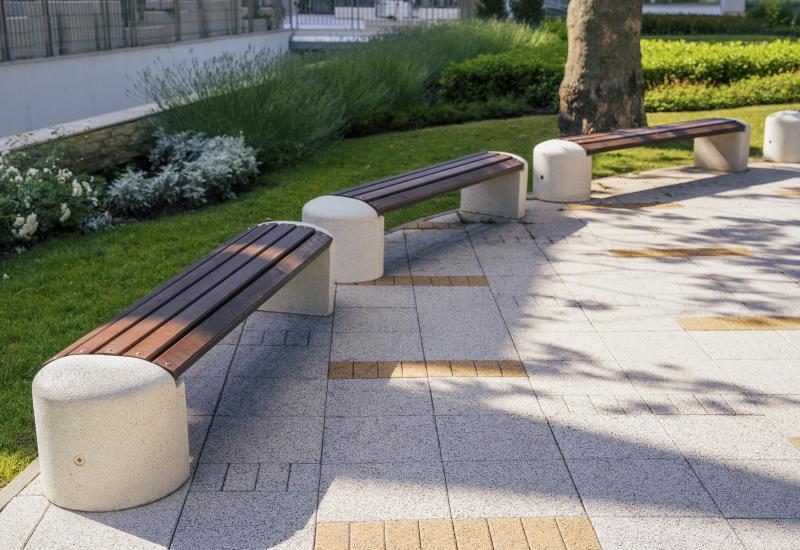 ETE Pictures CONCRETE BENCH 40 E8DC9874-7CCA-586A-DE50-E4FA2FB1F671.jpg